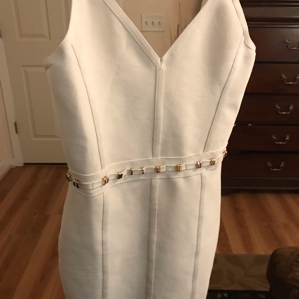 Beautiful NWOT Venus bodycon dress